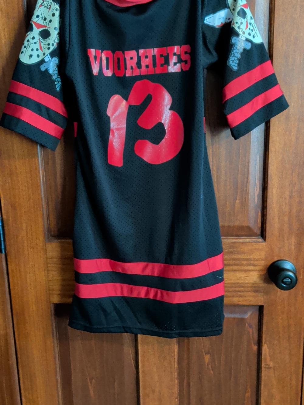 Halloween Costume, Mrs. Voorhees - Picture 3 of 4